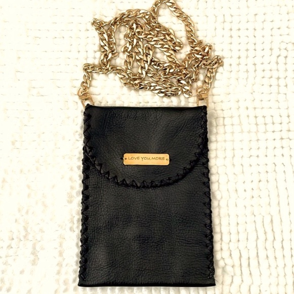 CELL PHONE CROSSBODY GENUINE LEATHER BAG WITH GOLD CHAIN STRAP